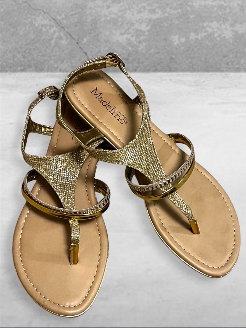 Stuart Madeline Gold T-Strap Glitter Sandals for Women 11M
